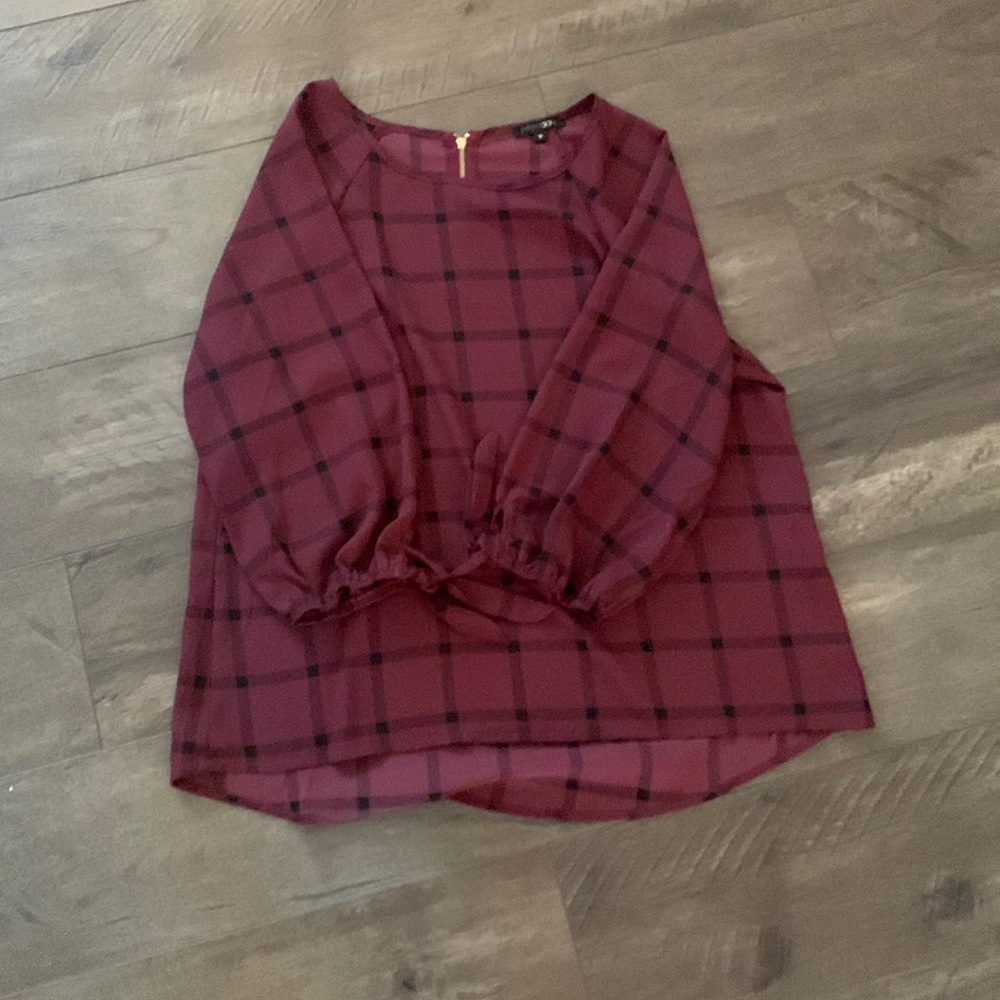 Cute plaid blouse